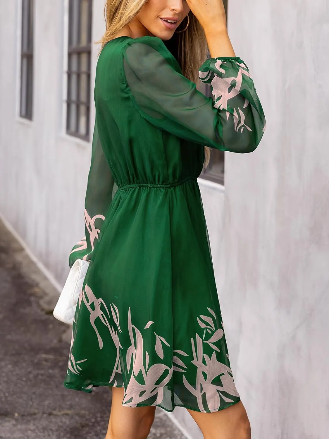 CUPSHE Women's Mini Dresses Casual Spring V Neck Chiffon Long Peasant Sleeves Flowy Summer Dress