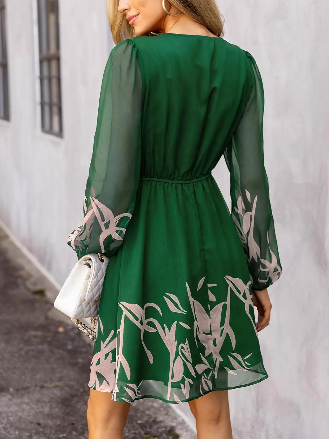 CUPSHE Women's Mini Dresses Casual Spring V Neck Chiffon Long Peasant Sleeves Flowy Summer Dress