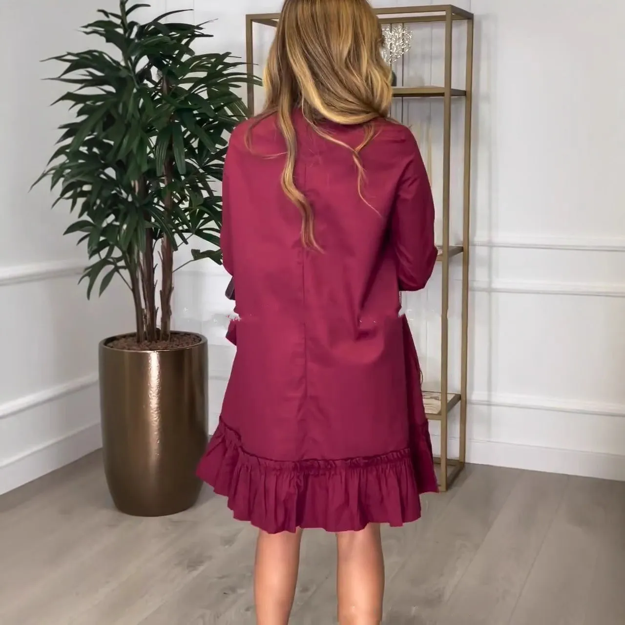 ⏳Limited Sale 50% OFF🌸Women's Long-Sleeve Round-Neck Dress with Pleated Hem