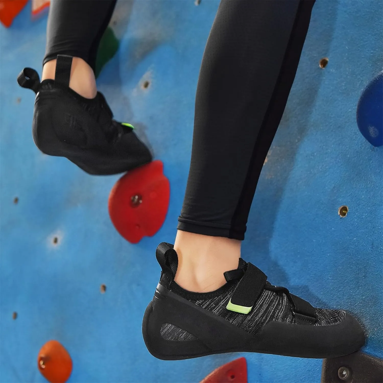 Mens Youth Rock Climbing Shoes Lightweight Bouldering Gym Sport Trainers Fashion Comfortable Breathable Speed Climbing Training Shoes