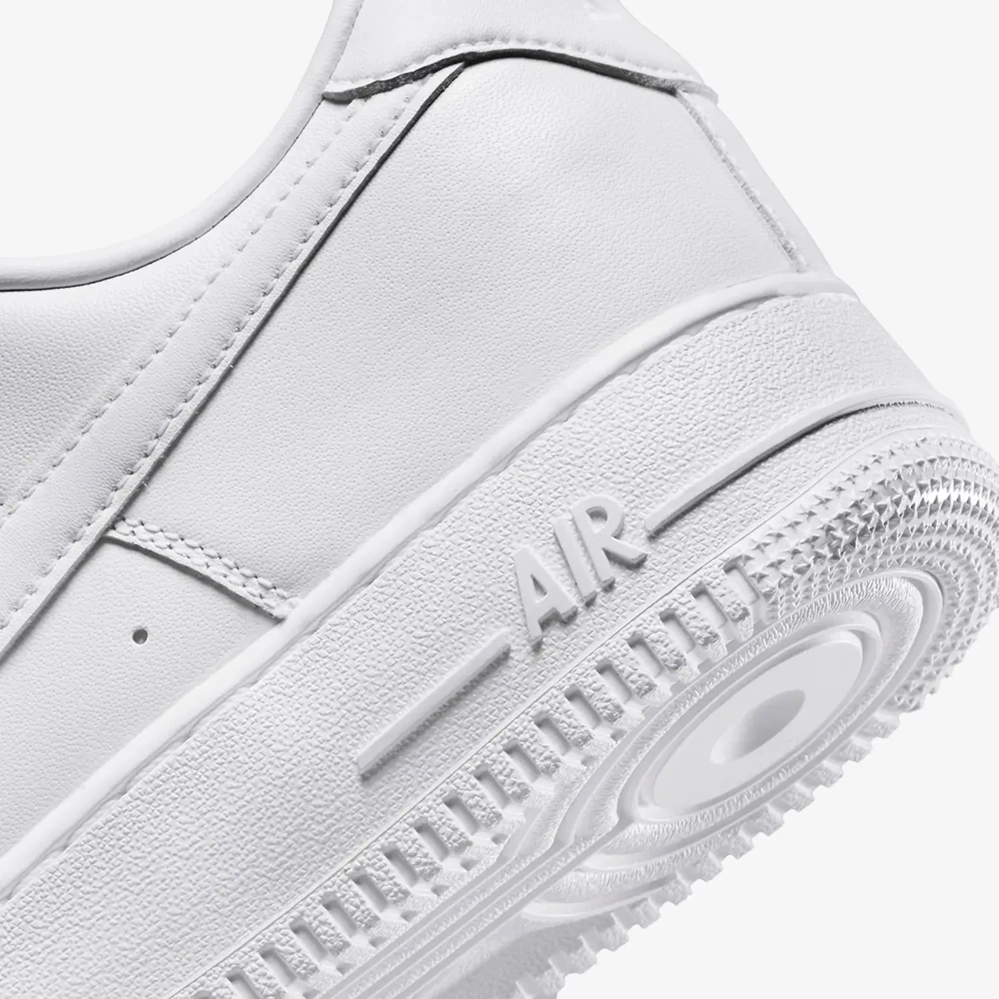 Nike | AIR FORCE 1 '07 FRESH { WHITE/WHITE-WHITE