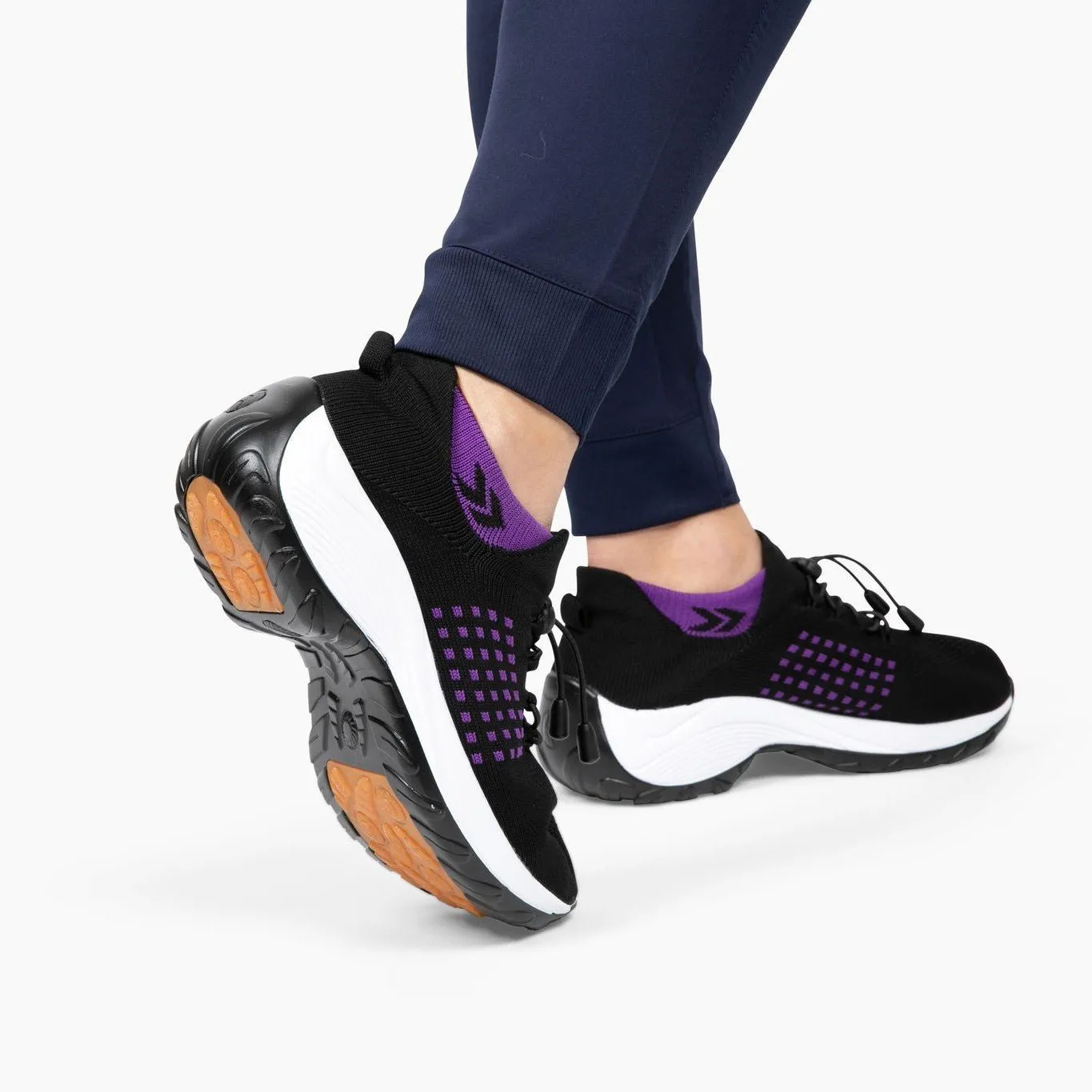 Sylis | Orthopedic Sneakers With Stretchable Cushion