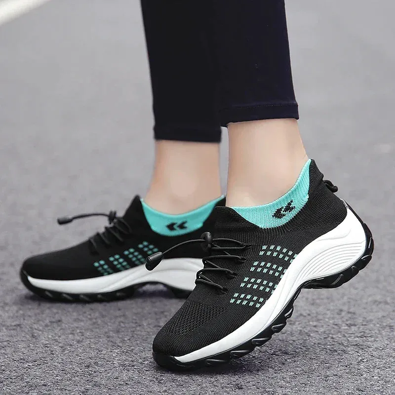 Sylis | Orthopedic Sneakers With Stretchable Cushion