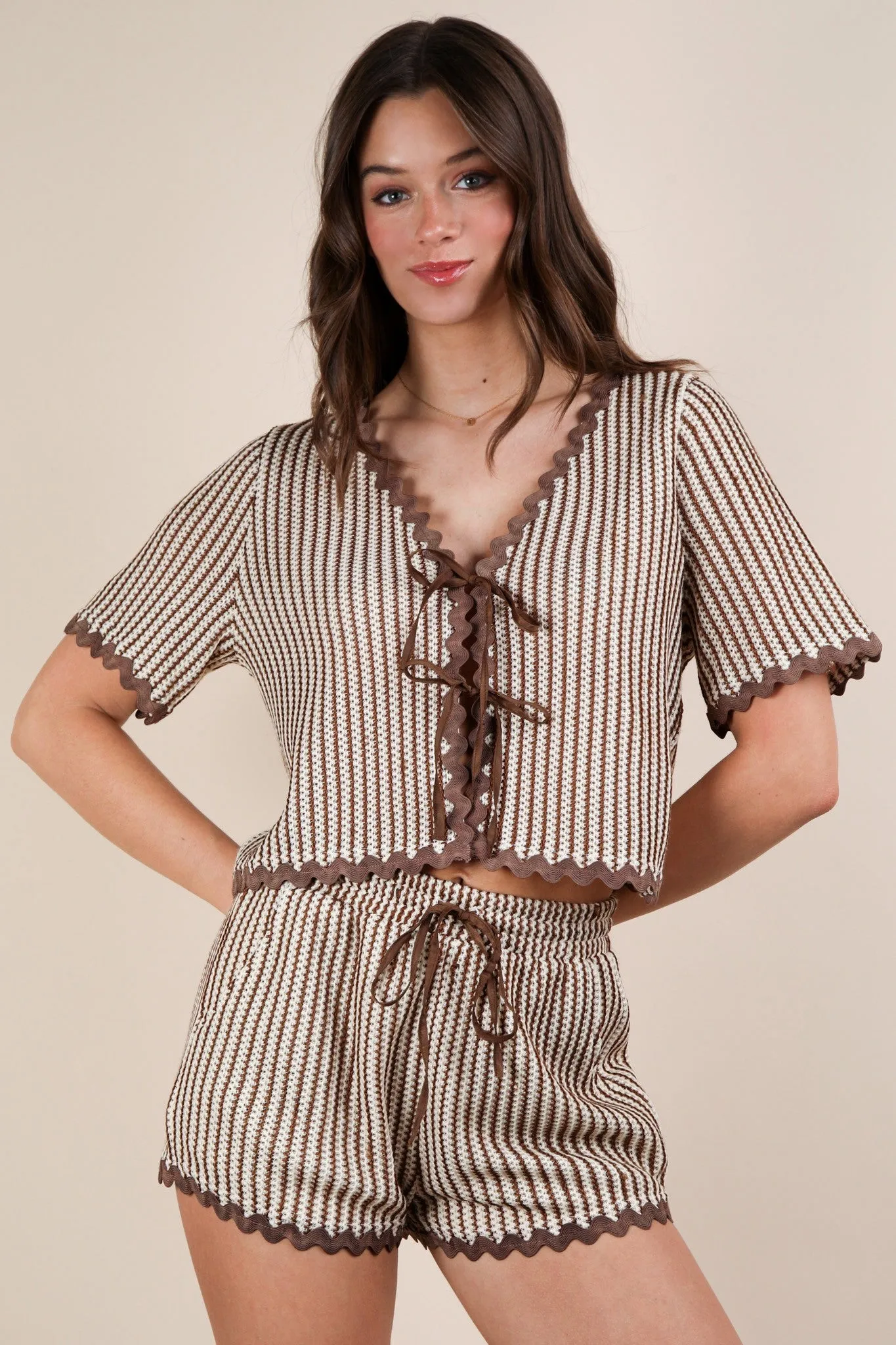 Wave Trim Knit Top