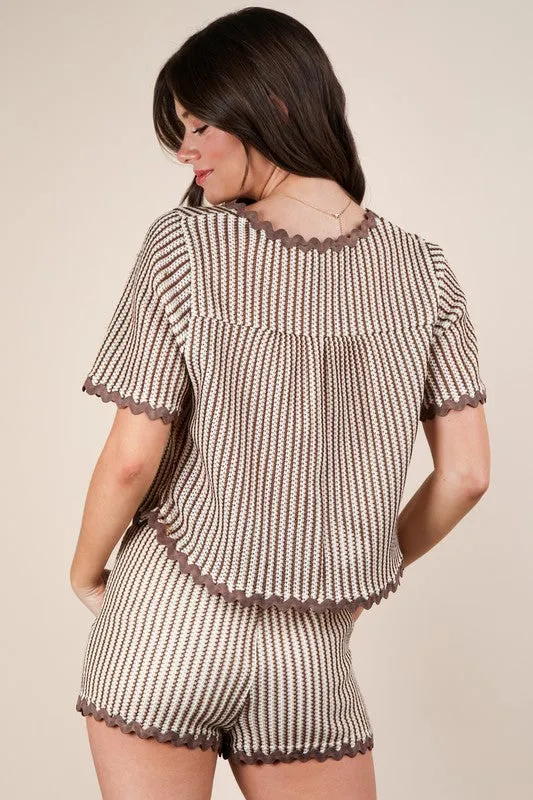 Wave Trim Knit Top