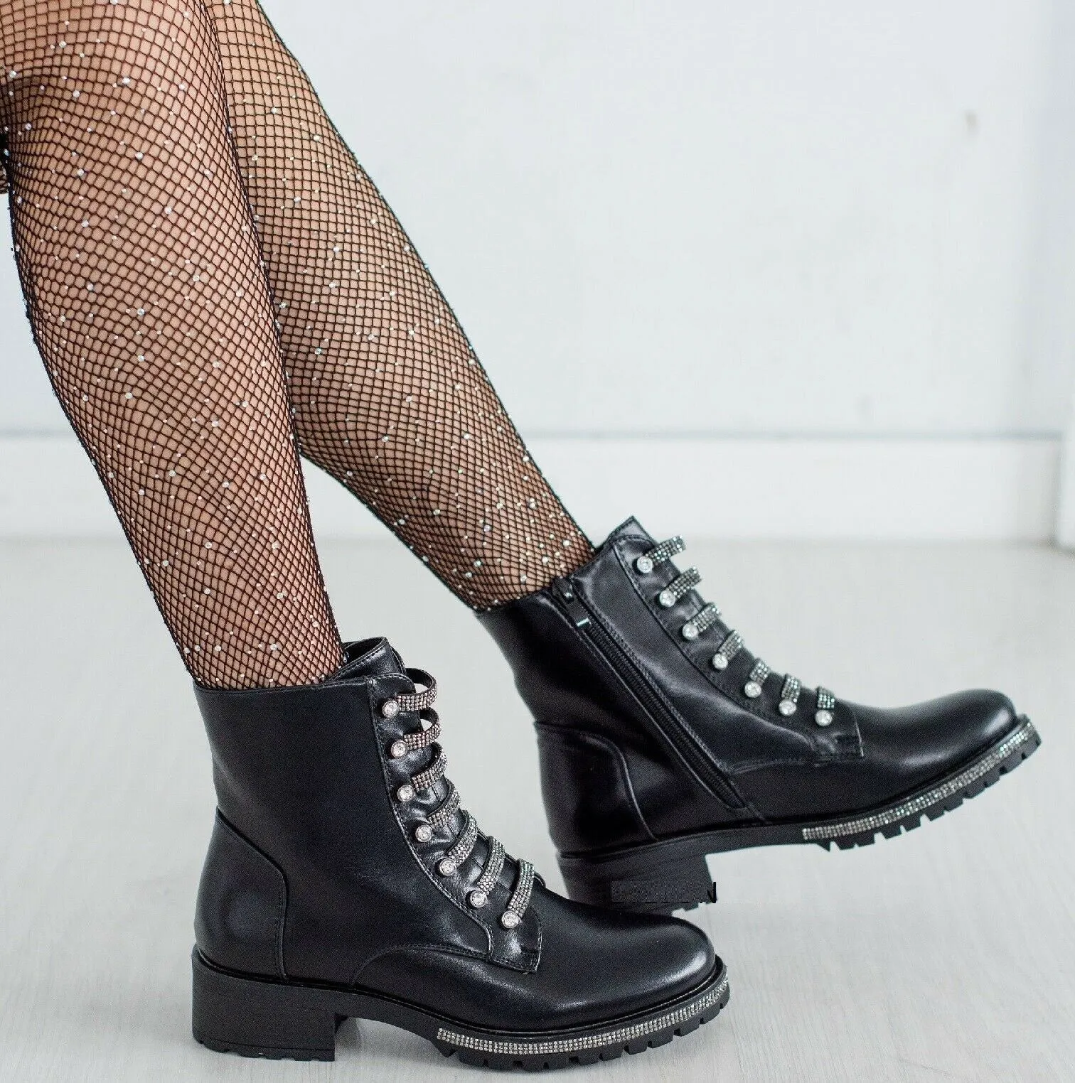 Womens Amore Faux Leather Ankle Zip Boots in Black PU Leather