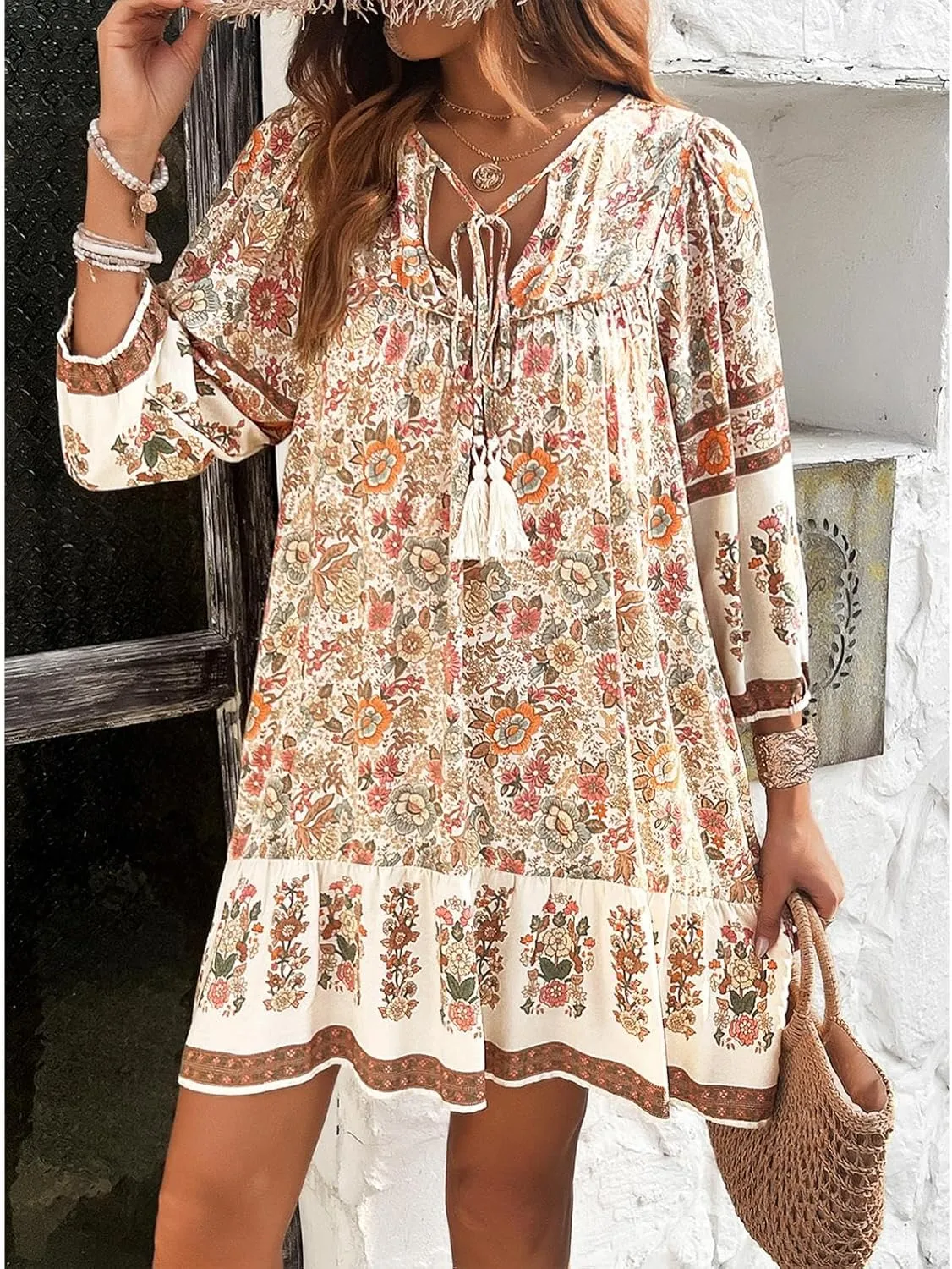 Women's Casual Spring Summer Dresses V Neck 3/4 Long Sleeve Ruffle Floral Flowy Boho Babydoll Mini Short Beach Dress